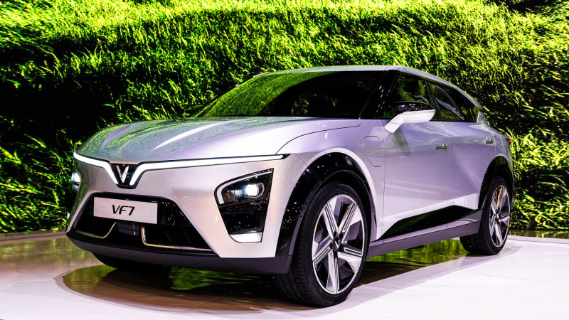 VinFast VF7